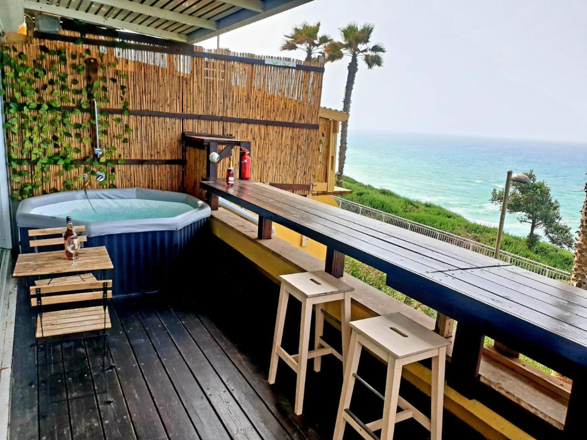 Magic On The Sea-Suites With A Private Jacuzzi And A Private Sea View Netanya Exterior photo